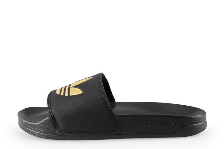 Adidas Slippers in maat 38 Zwart | 5% korting, Kinderen en Baby's, Kinderkleding | Schoenen en Sokken, Jongen of Meisje, Zo goed als nieuw