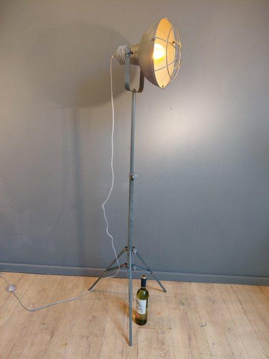 Lampadaire trépied - Métal - Trépied - Industriel, Maison & Meubles, Maison & Meubles | Autre