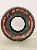 Band (1) - Pirelli tire - Formula Uno, Verzamelen, Automerken, Motoren en Formule 1, Nieuw