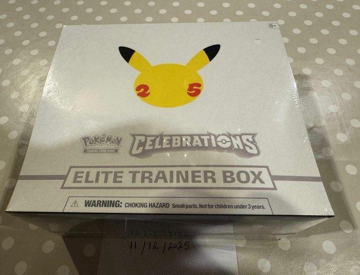 Pokémon - 1 Elite trainer box - 25th Anniversary box -, Hobby en Vrije tijd, Verzamelkaartspellen | Pokémon