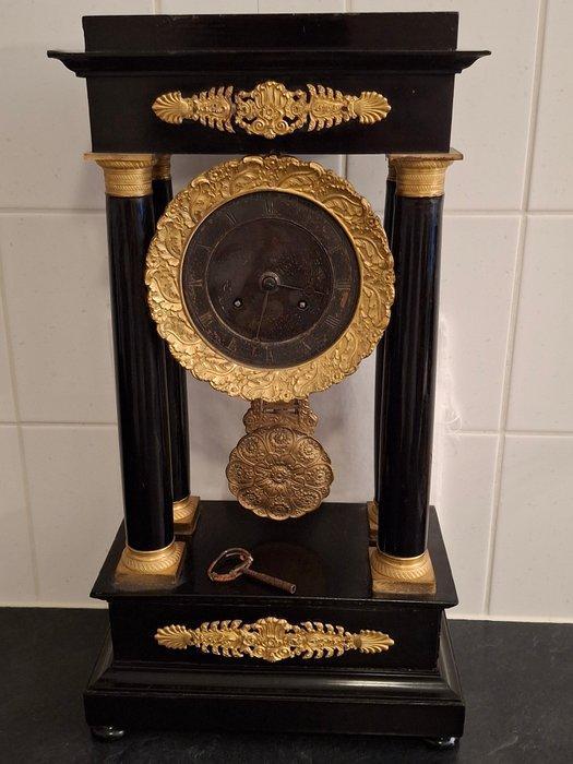 Horloge - Antique Monture en palissandre, orée dorée, cadran, Antiek en Kunst, Antiek | Klokken