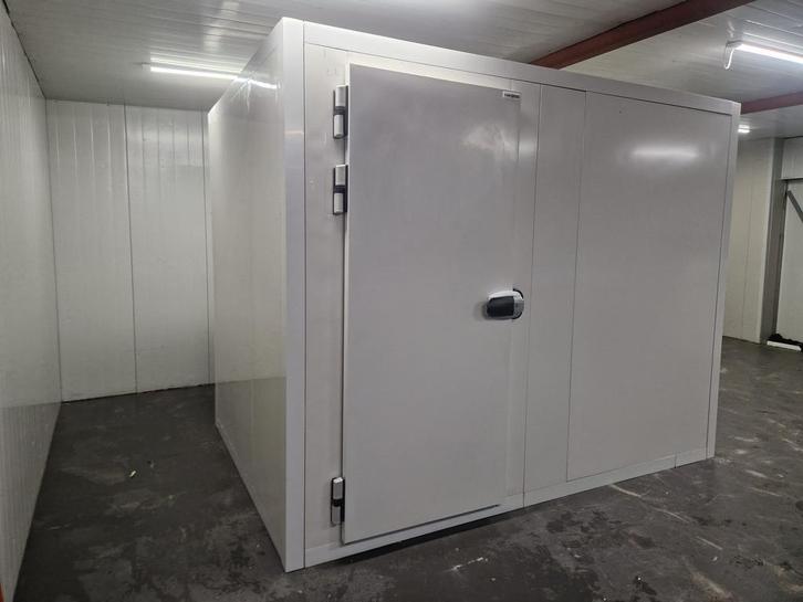 Koelcel 286 x 196 x 226 cm, Zakelijke goederen, Horeca | Keukenapparatuur, Gebruikt, Koelen en Vriezen