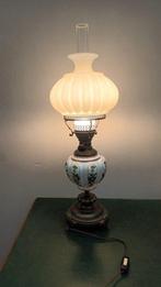 Lampe - Majolique, Laiton moulé, Opaline - avec une base en, Antiquités & Art, Curiosités & Brocante