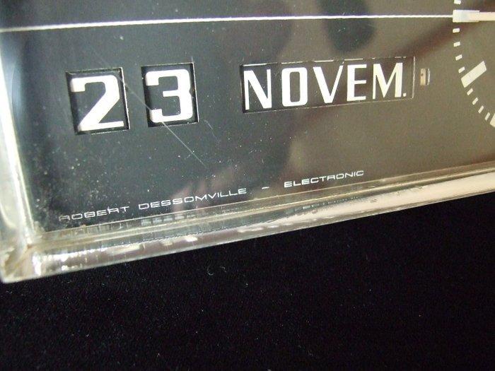 Bureauklok - Robert Dessomville - - Messing - 1950-1960, Antiek en Kunst, Antiek | Klokken