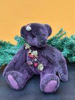 Engelse Teddybeer in aubergine kleur met bosvruchten - Ours