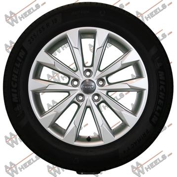 Audi Q3 F3 18 inch originele velgen 83A601025G | Zomerbanden beschikbaar voor biedingen