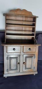 Kabinet - Hout, Miniatuur vitrinekast met porseleinen