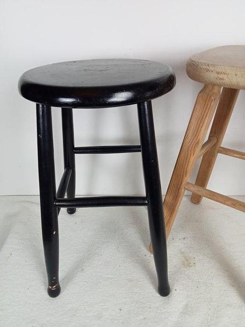 Tabouret (2) - Hêtre, Pin - tabourets (décole) vintage, Antiek en Kunst, Curiosa en Brocante