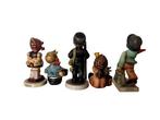 Goebel - M.I. Hummel - Figuur - 19 Hum+Shelf (20) - Keramiek
