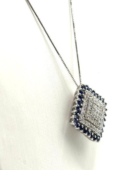 Ketting met hanger - 18 karaat Witgoud - 1.50ct. tw. Saffier, Handtassen en Accessoires, Antieke sieraden