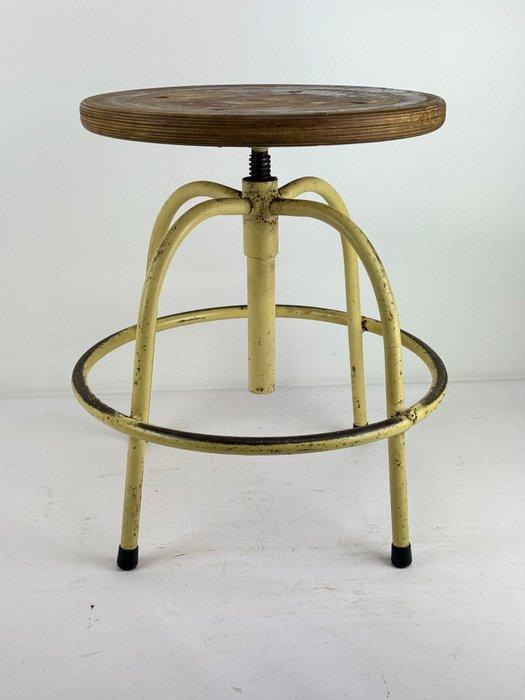 Kruk - Smeedijzer, Antiek en Kunst, Antiek | Wandborden en Tegels