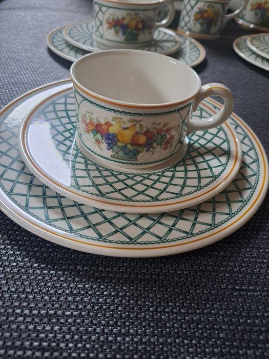 Villeroy & Boch - Koffie- en theeservies (16) -, Antiek en Kunst, Antiek | Meubels | Tafels