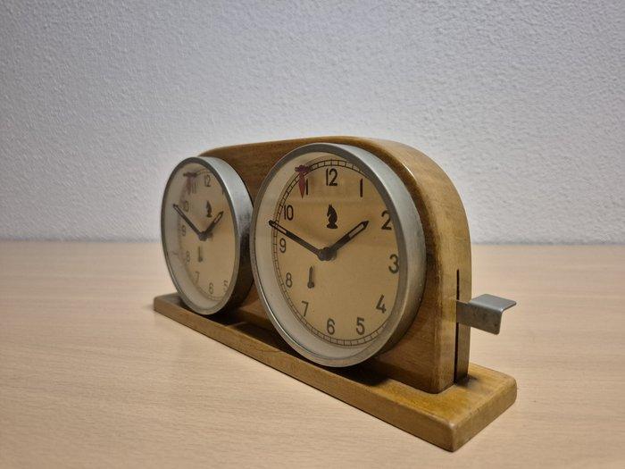 Schaakspel - Schaakklok MOM voorheen Omikron - Hout, Antiek en Kunst, Curiosa en Brocante