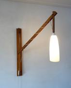 Wandlamp - Scandinavian - Opaline glas - 1950-60’s Swing Arm