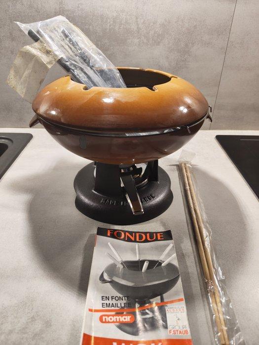 Staub, Nomar - Ovenschaal - Fondue Wok - Fonte, Antiek en Kunst, Antiek | Keukengerei