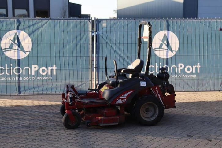 Veiling: Zitmaaier Ferris Zeroturn IS2100z Benzine 2018, Tuin en Terras, Zitmaaiers, Ophalen