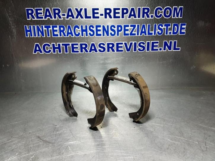 Remvoering van een Opel Kadett C. (Achteras), Auto-onderdelen, Remmen en Aandrijving, Gebruikt, Opel, Verzenden