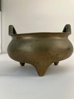 Antique Collectible Chinese Bronze Brass tripod Censer Bowl