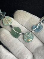 Oud-Romeins Oud-Romees glas en steen en andere kralenketting