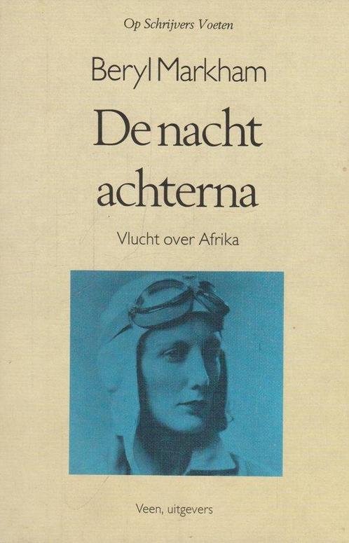 De nacht achterna / Op schrijvers voeten 9789020423006, Boeken, Romans, Zo goed als nieuw, Verzenden