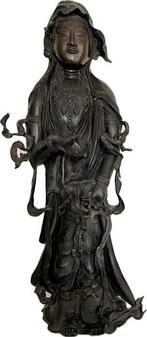 Large impressive old sculpture of Guanyin - height 71 cm!! -