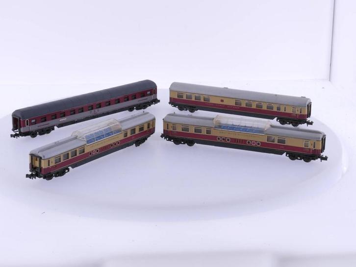 Schaal N Minitrix 3018 Passagierswagen, Minitrix 3019 2 x..., Hobby en Vrije tijd, Modeltreinen | N-Spoor, Overige typen, Gebruikt