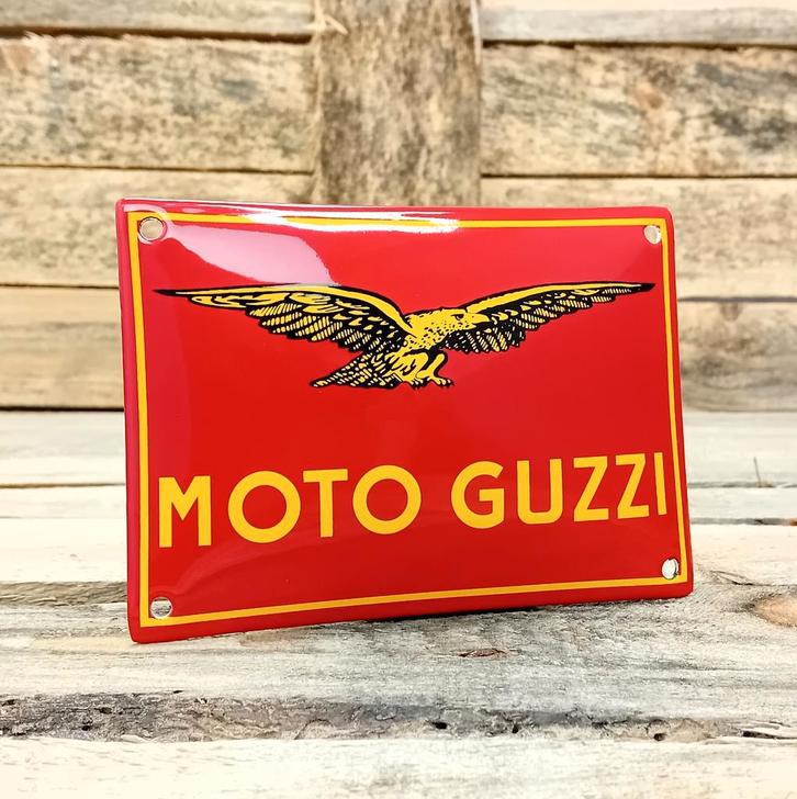 Moto Guzzi, Verzamelen, Merken en Reclamevoorwerpen, Verzenden