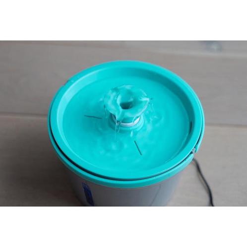 Drinkfontein voor katten en kleine honden - kerbl, Dieren en Toebehoren, Overige Dieren-accessoires, Nieuw
