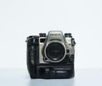 Minolta Dynax 9 Ti Titan Maxxum SLR + battey grip nr. 1048, TV, Hi-fi & Vidéo, Appareils photo analogiques, Ophalen of Verzenden