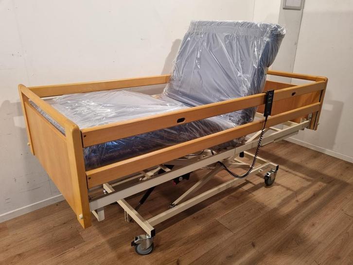 Invacare #80A Elektrisch Hoog Laag Demontabel Thuiszorg-bed, Diversen, Verpleegmiddelen, Zo goed als nieuw, Verzenden