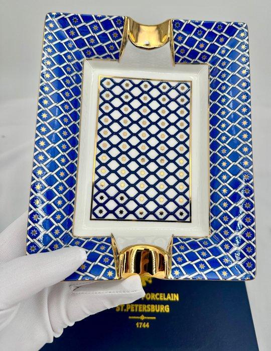 Lomonosov Imperial Porcelain Factory - Ballet Collection -, Collections, Articles de fumeurs, Briquets & Boîtes d'allumettes