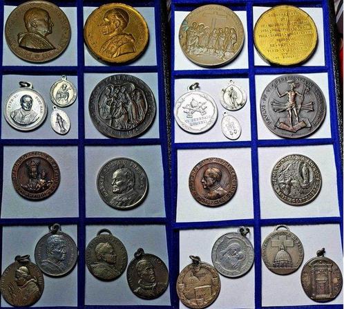 Italië. Interessante lotto di 12 Medaglie.  (Zonder, Postzegels en Munten, Munten en Bankbiljetten | Toebehoren