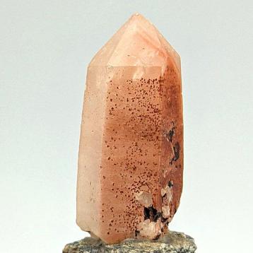 Quartz hématoïde bicolore, fantôme, Madagascar Cristaux sur