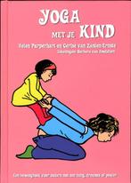 Yoga met je kind 9789088400636 Helen Purperhart, Verzenden, Zo goed als nieuw, Helen Purperhart