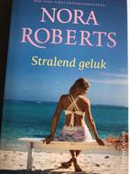 Stralend geluk 9789402703733 Nora Roberts, Boeken, Verzenden, Zo goed als nieuw, Nora Roberts