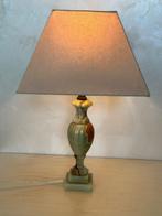 Tischlampe aus Onyx mit eckigem Stoffschirm, Mid-Century