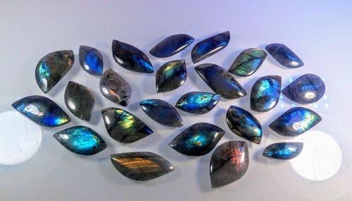 Labradoriet Cabachons - prachtige goud- en blauwe, Verzamelen, Mineralen en Fossielen