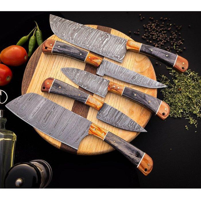 Keukenmes - Kitchen knife set - Set van 5 chefmessen van, Antiek en Kunst, Antiek | Keukengerei