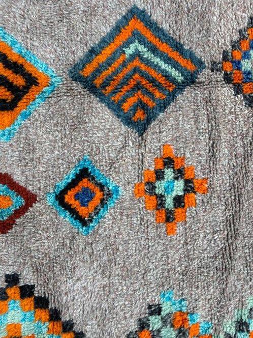 Colorful Handwoven Moroccan Wool Rug with Diamond Motifs -, Huis en Inrichting, Stoffering | Tapijten en Vloerkleden