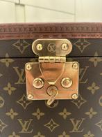 Coffre de rangement - Laiton doré - coffre Louis Vuitton, Antiek en Kunst