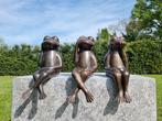 Beeldje - A set of 3 jolly frogs (3) - Brons