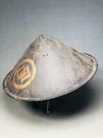 IJzer, Een zeer zeldzame ijzeren jingasa. Een ijzeren