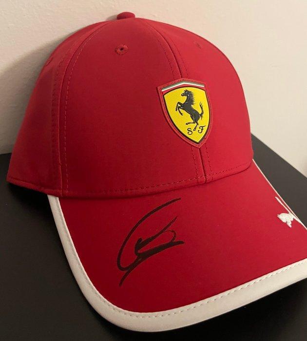 Ferrari - Formule 1 - Lewis Hamilton - Pet, Verzamelen, Automerken, Motoren en Formule 1