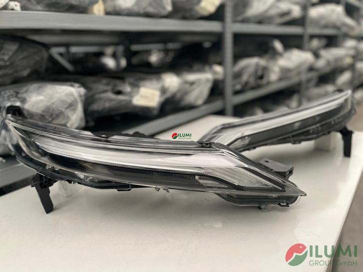 NISSAN JUKE 2 F16 RH LH LED LIFT 90170975 90170974, Auto-onderdelen, Verlichting, Verzenden