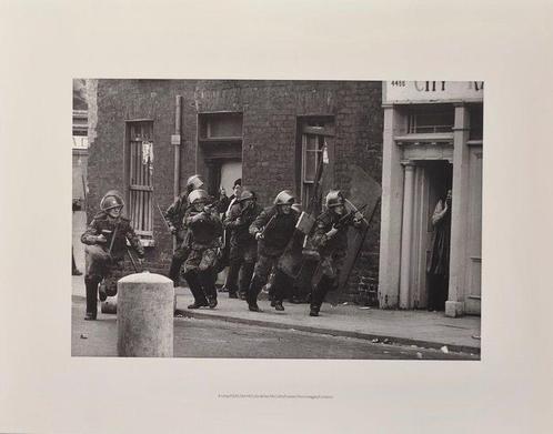 Don McCullin - The Charge, 1970, Antiek en Kunst, Kunst | Schilderijen | Modern