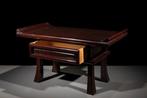 Bois - Une belle table japonaise en bois avec tiroir -