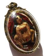 Amulet van de Gouden Dame: Ultiem Charisma & Magnetische