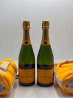 Veuve Clicquot, Brut Puffy Bottle Holder - Champagne Brut -, Collections