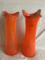Droomtoren - Vaas (2) - Set van 2 handgeblazen oranje vazen