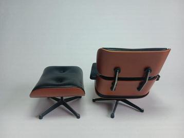 Vitra Design Museum - Charles & Ray Eames - Fauteuil (2) - beschikbaar voor biedingen